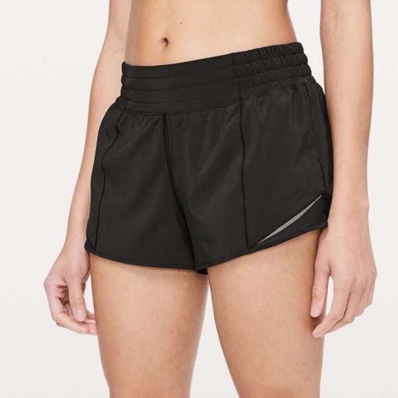 lululemon athletica Pants - Lululemon Hotty Hot Short High Rise 2.5 inch inseam Black Size 10
